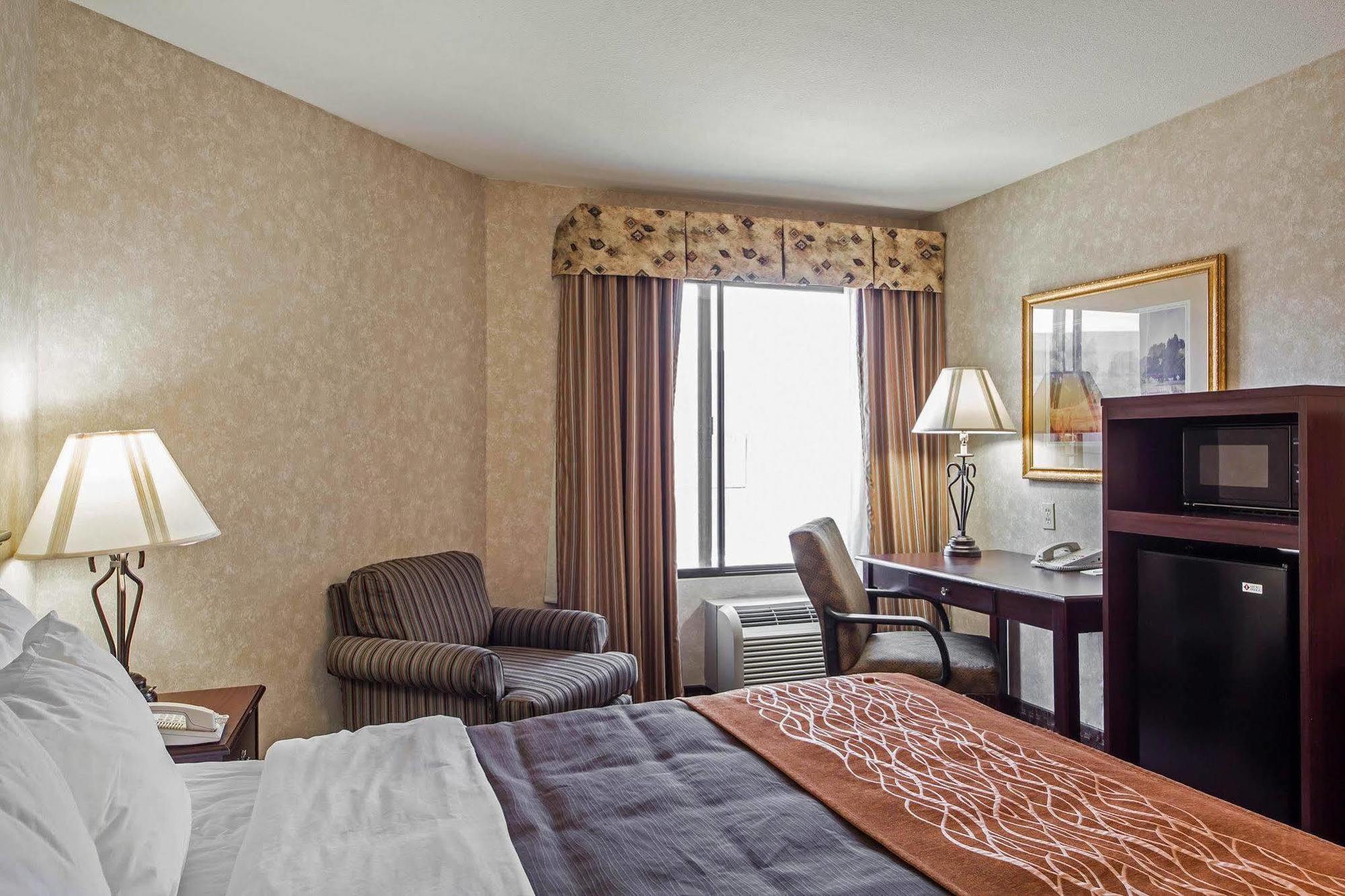 Comfort Inn Silicon Valley East Fremont Buitenkant foto